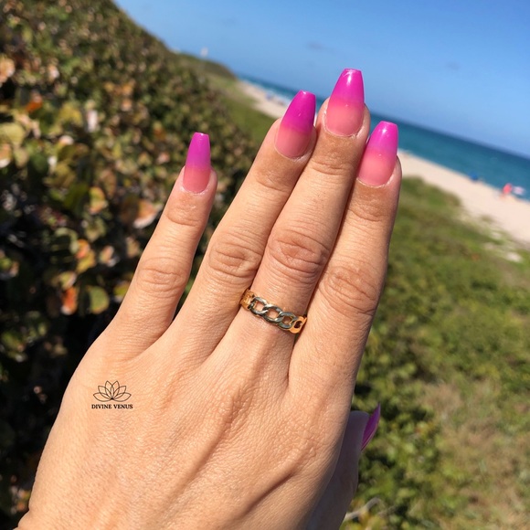 Curb Chain Cuff Ring | Gold Plated Brass | Size 6 - Picture 4 of 8